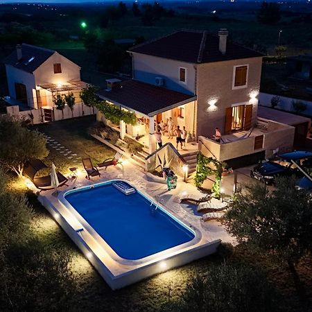 Vila Pan ซาดาร์ ภายนอก รูปภาพ